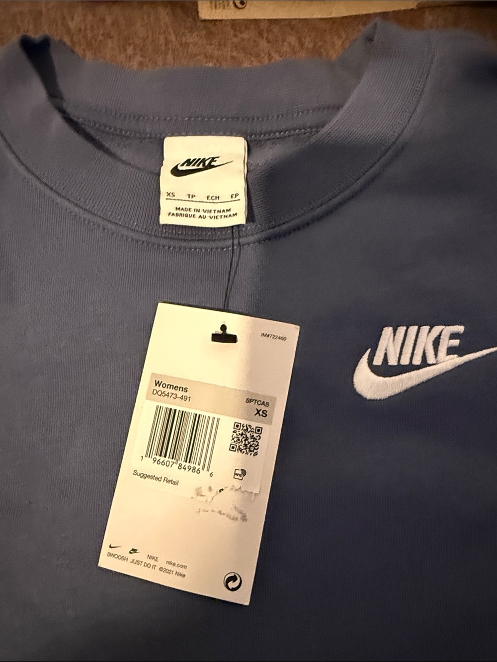 Nike womens Blue Crewneck Sweatshirt with White Swoosh and youth purple headband - Picture 2 of 5